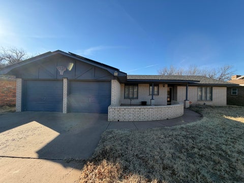 Photo of 4437 76th Street, Lubbock, TX 79424 (MLS # 202613496)