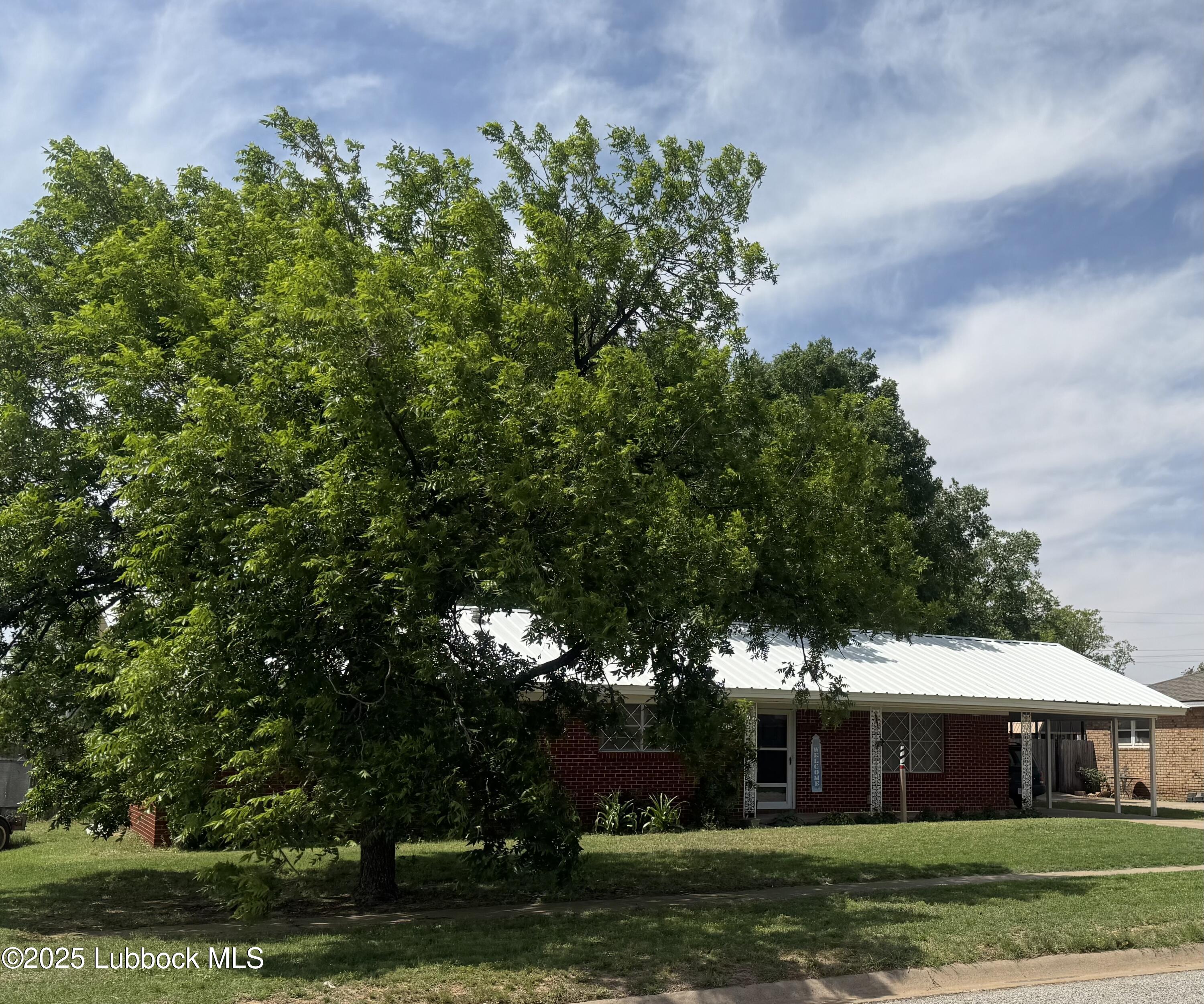 805 W 13th Street, Post, TX, 79356 2 805 W 13th Street