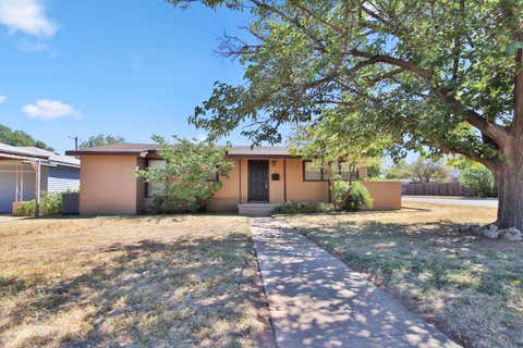 Photo of 2519 44th Street, Lubbock, TX 79413 (MLS # 202611590)