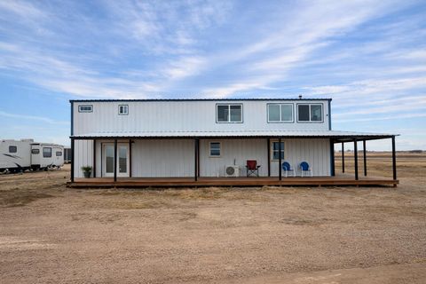 Hunt Realty - West Texas Real Estate 76 4225 County Road 1200 Lubbock TX 79407