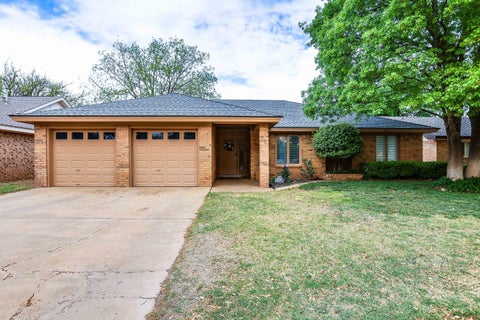 Photo of 4002 97th Street, Lubbock, TX 79423 (MLS # 202612517)
