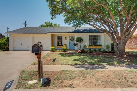 Photo of 5018 70th Street, Lubbock, TX 79424 (MLS # 202608800)