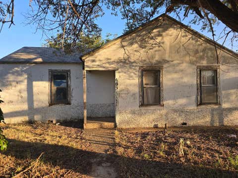 Photo of 405 N 10th Street, Lamesa, TX 79331 (MLS # 202611687)