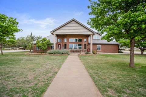 Photo of 9002 Woodrow Road, Wolfforth, TX 79382 (MLS # 202606663)