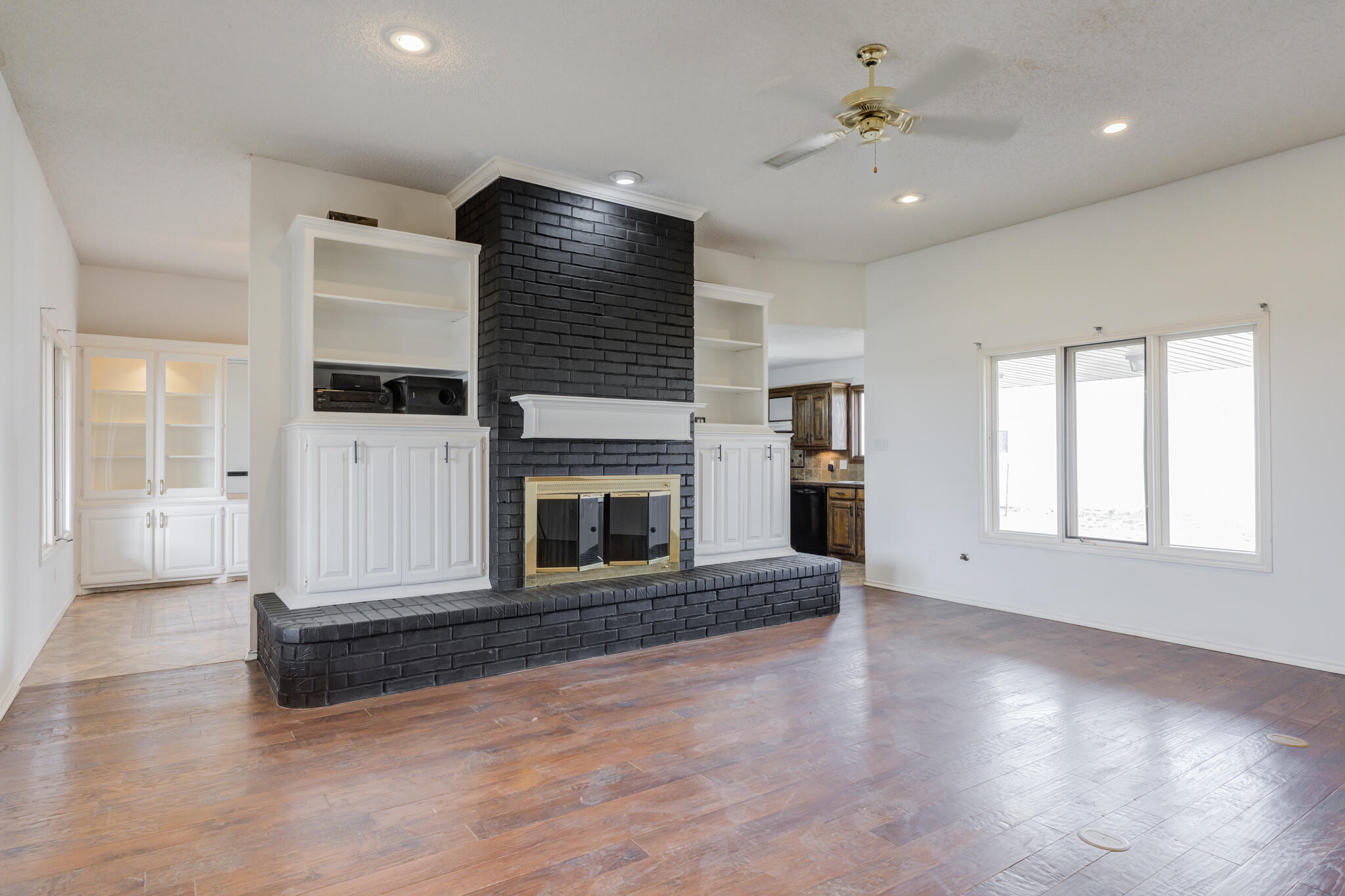 15004 N private road 2420