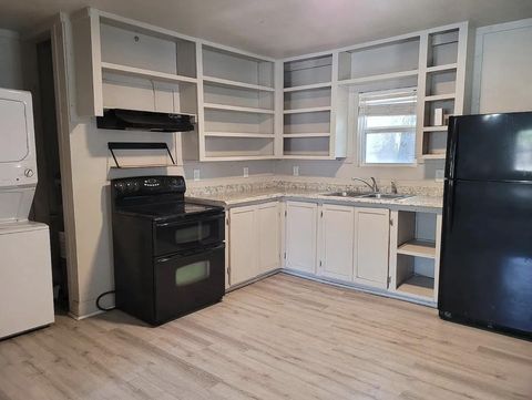 2404 Avenue U Front Lubbock TX 79411