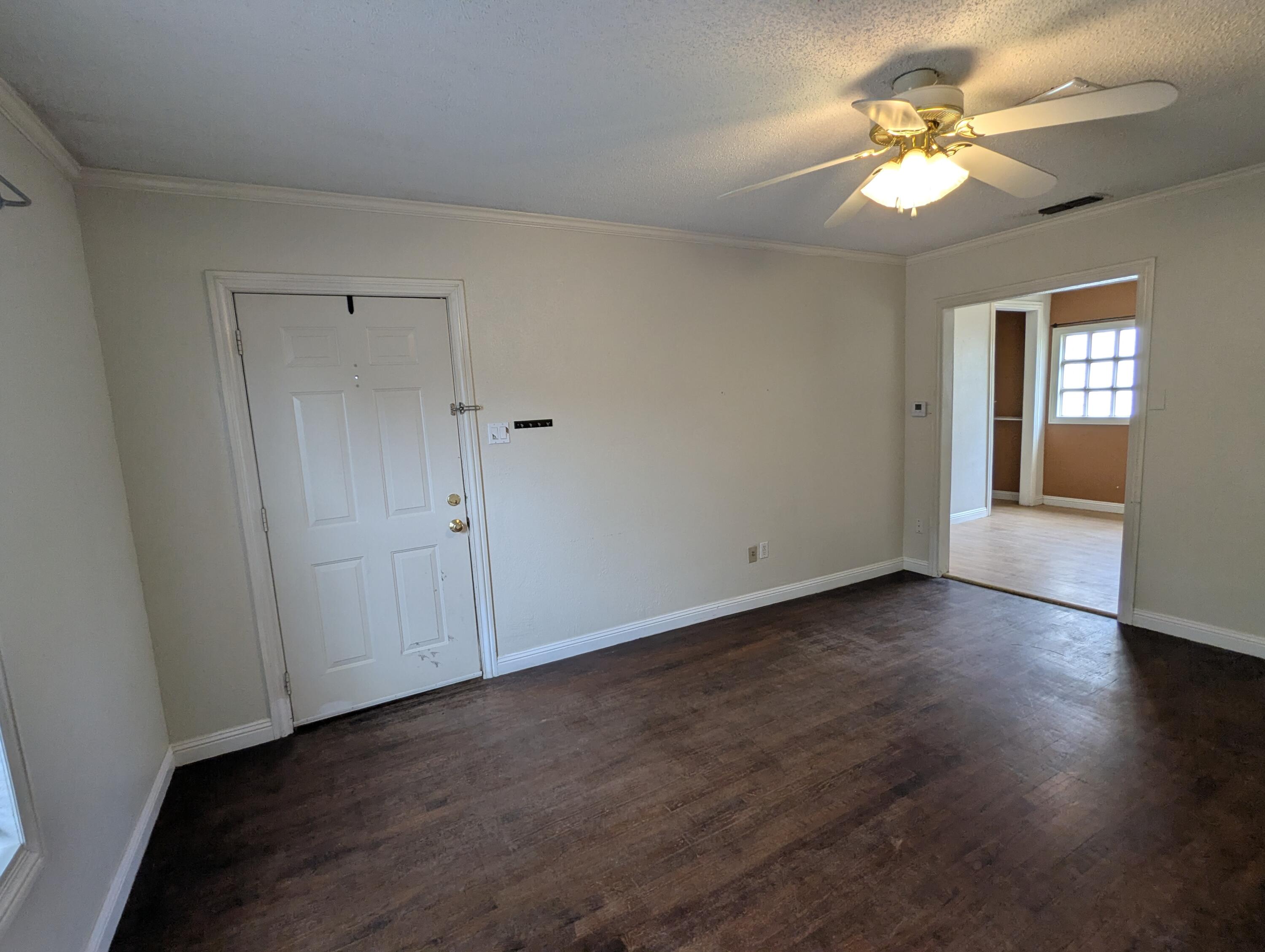 2419 25th Street - Photo 3