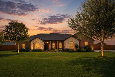 Photo of 15403 County Road 2150, Lubbock, TX 79423 (MLS # 202610716)