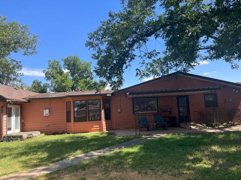 A home in Lamesa