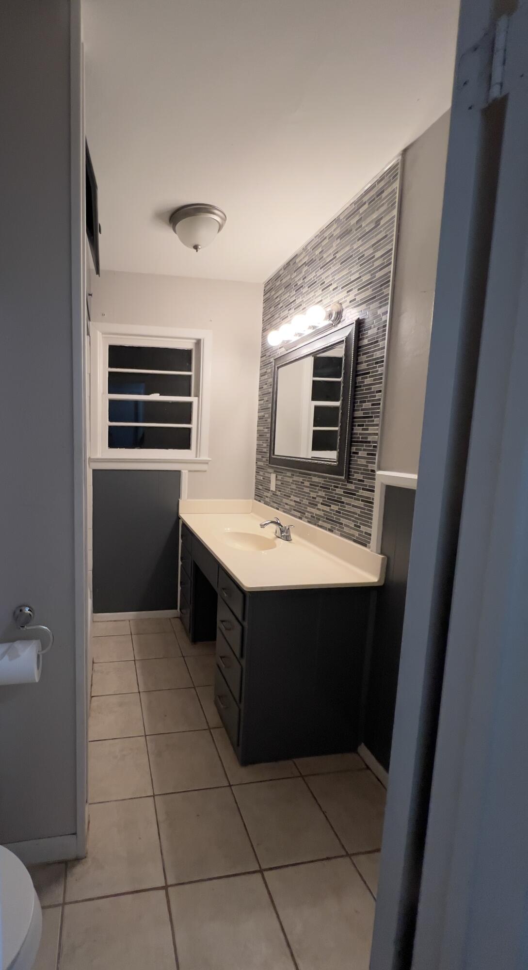 Lubbock, Texas 79413, United States, 2 Bedrooms Bedrooms, ,1 BathroomBathrooms,Residential,Active,5989