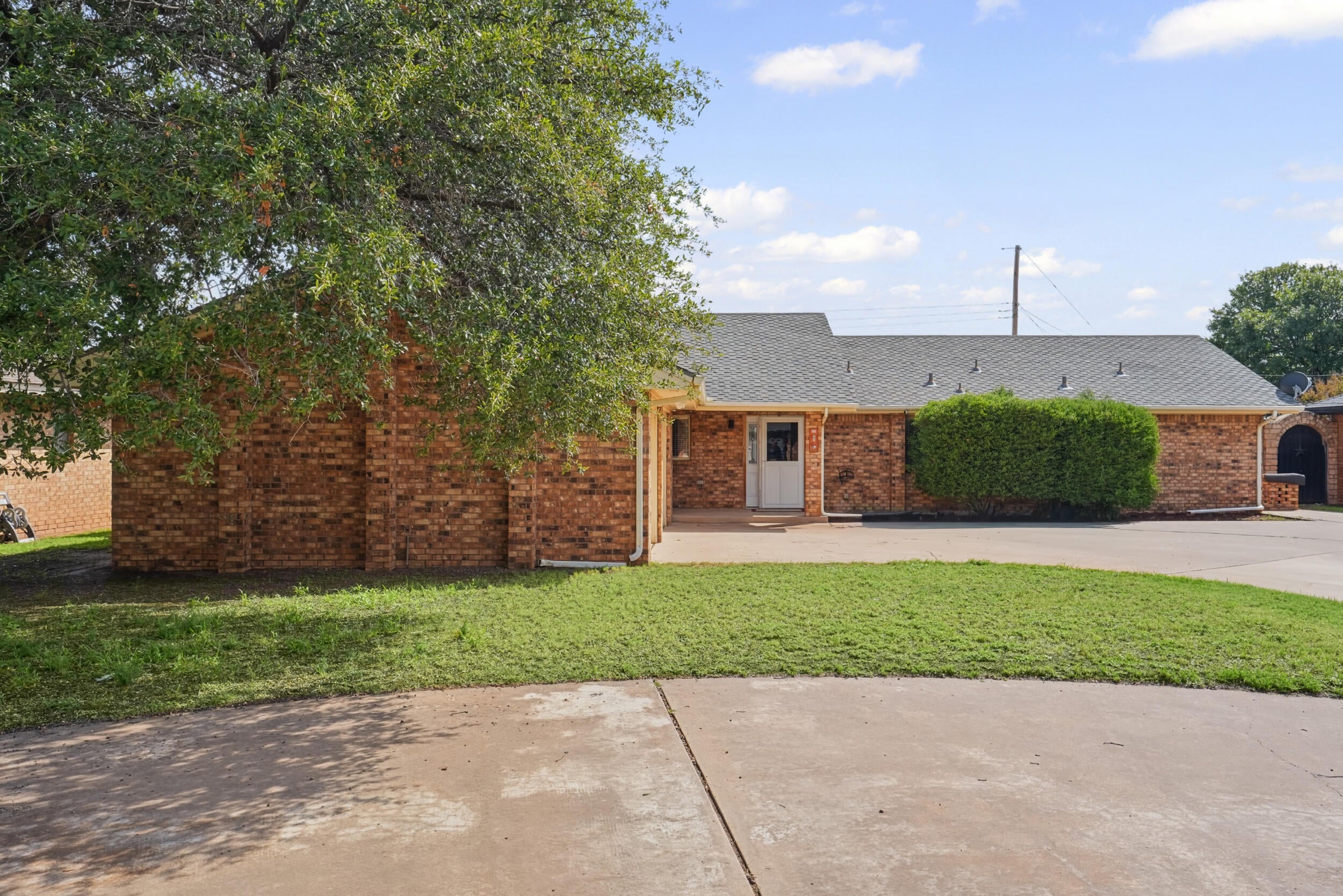 2209 Rice Drive - Photo 2
