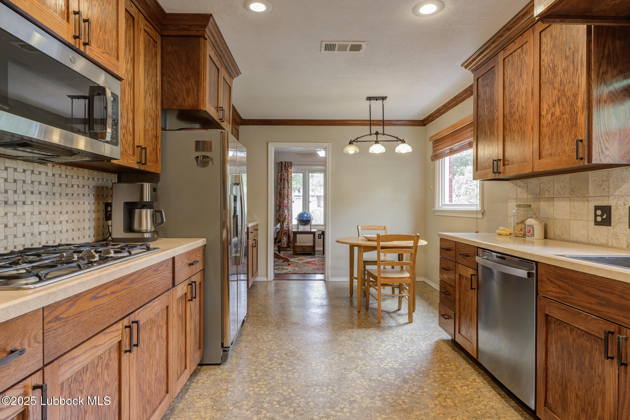 Lubbock, Texas 79413, United States, 3 Bedrooms Bedrooms, ,2 BathroomsBathrooms,Residential,Active,137484