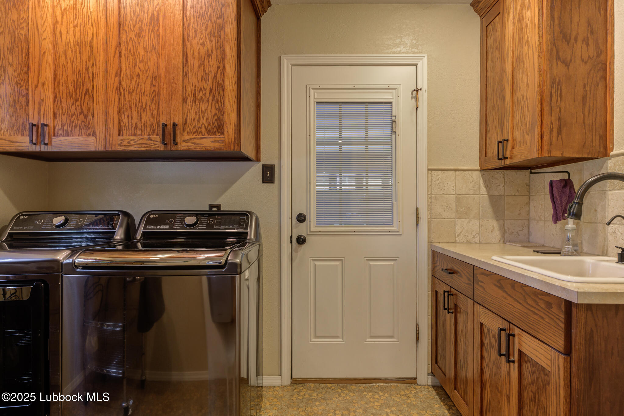 Lubbock, Texas 79413, United States, 3 Bedrooms Bedrooms, ,2 BathroomsBathrooms,Residential,Active,137484