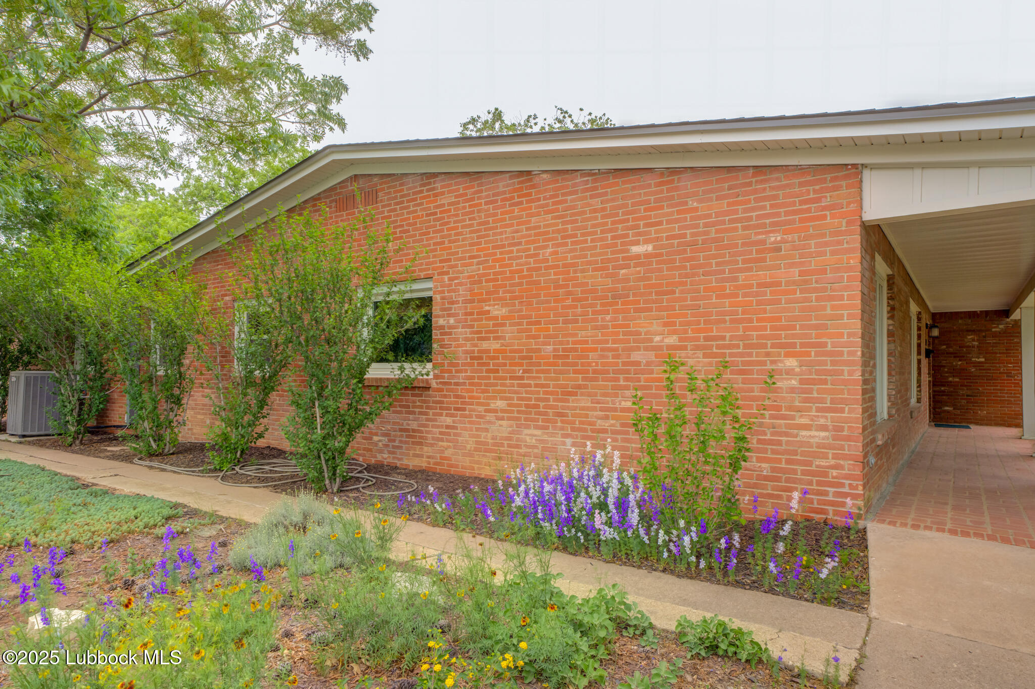 Lubbock, Texas 79413, United States, 3 Bedrooms Bedrooms, ,2 BathroomsBathrooms,Residential,Active,137484