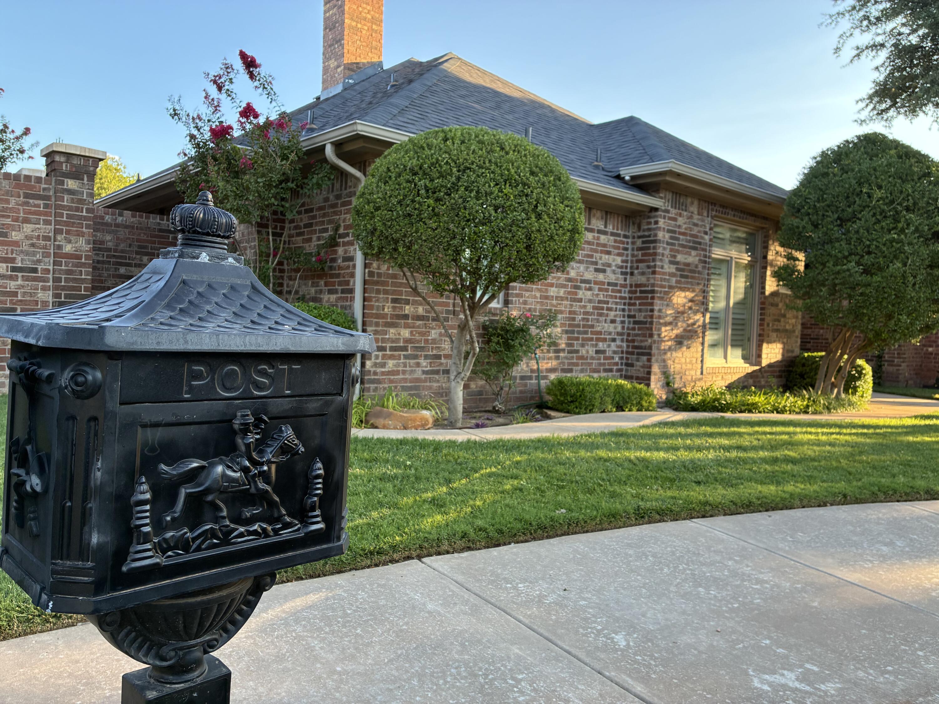 4103 102nd Street - Photo 2