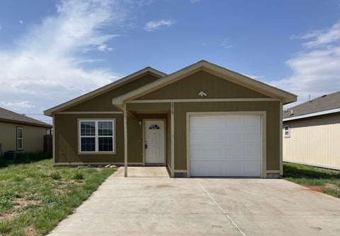 Photo of 2219 E Main Street, Lubbock, TX 79403 (MLS # 202608777)