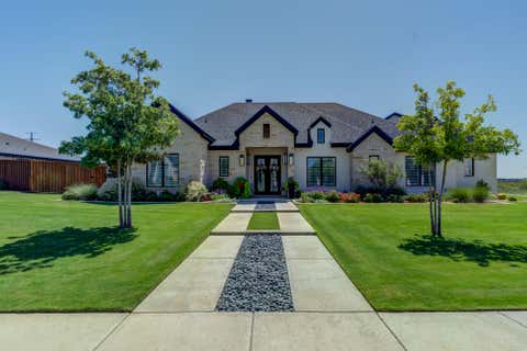 Photo of 10719 Ironton Avenue, Lubbock, TX 79424 (MLS # 202610280)