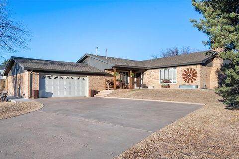 Photo of 38 E Canyon View Drive, Ransom Canyon, TX 79366 (MLS # 202603315)