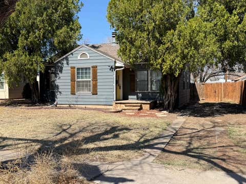 Photo of 1906 25th Street, Lubbock, TX 79411 (MLS # 202607848)