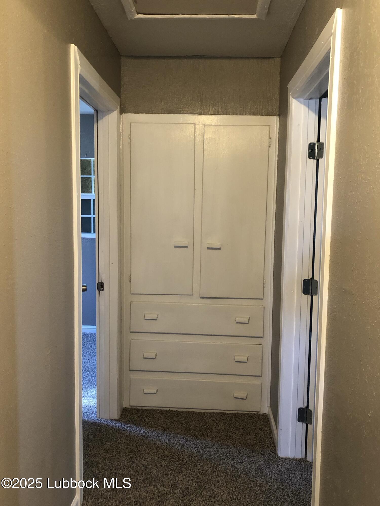 Lubbock, Texas 79403, United States, 3 Bedrooms Bedrooms, ,1 BathroomBathrooms,Residential,Active,9828