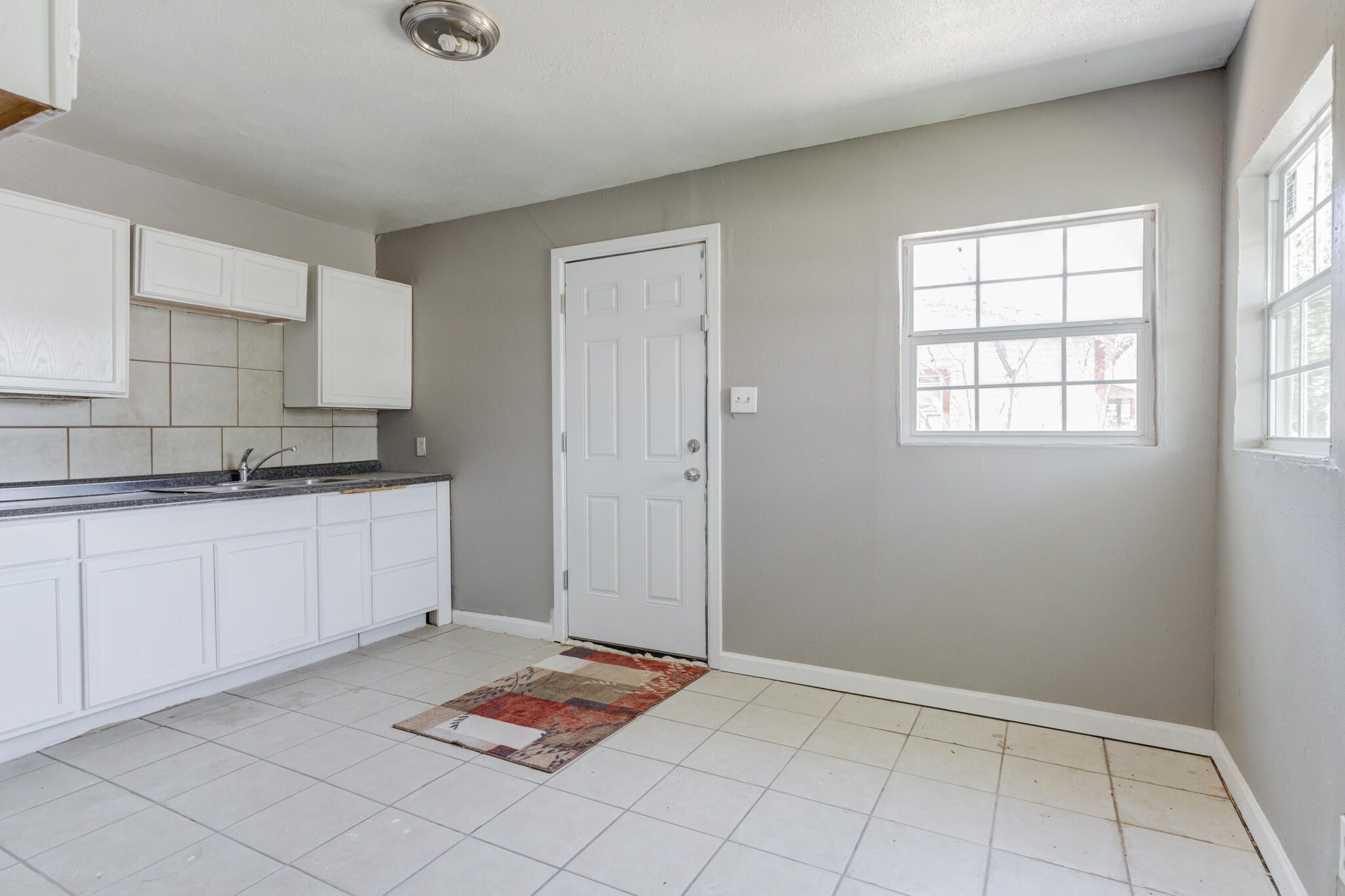 Lubbock, Texas 79403, United States, 3 Bedrooms Bedrooms, ,1 BathroomBathrooms,Residential,Active,9828