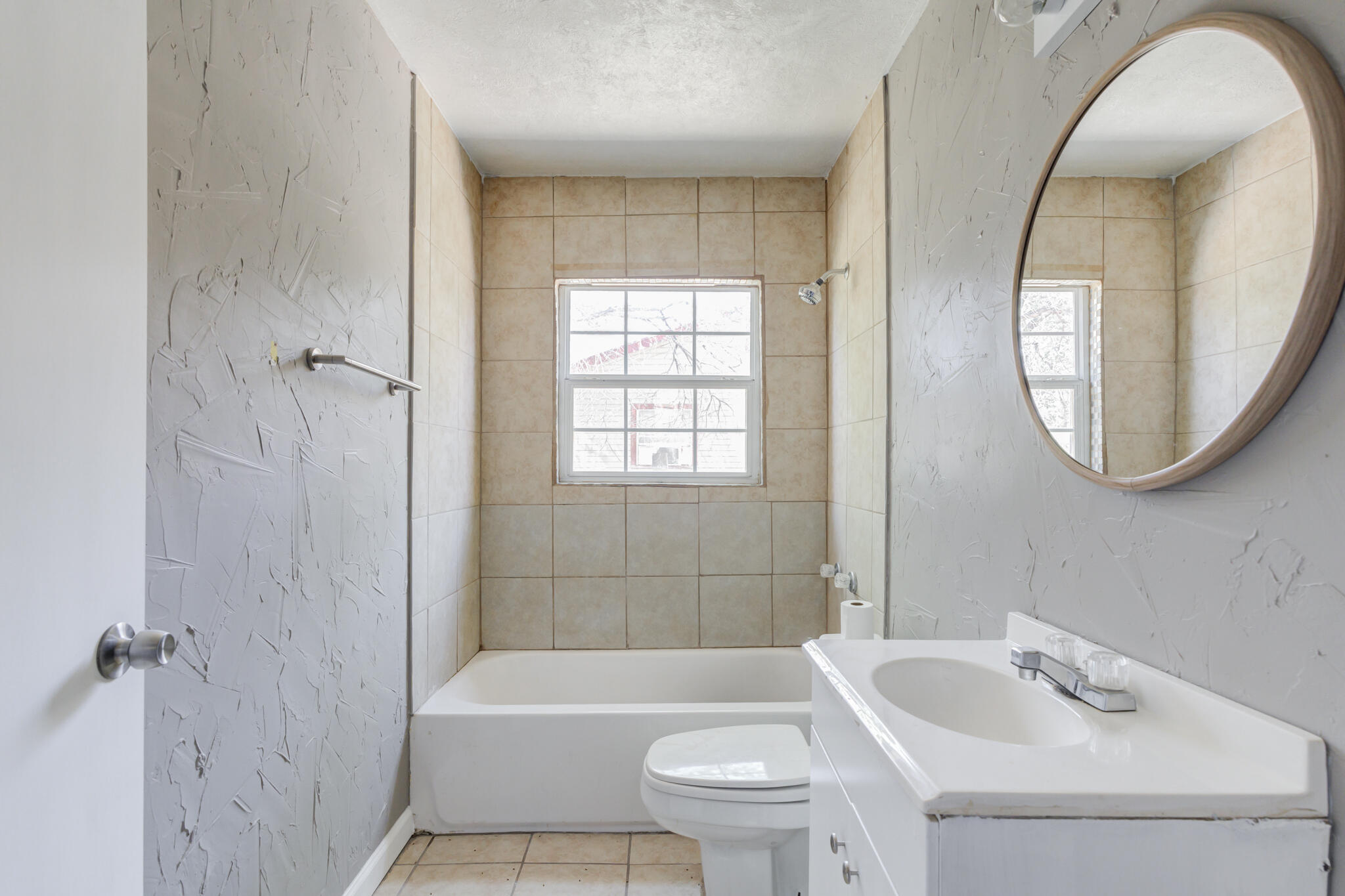 Lubbock, Texas 79403, United States, 3 Bedrooms Bedrooms, ,1 BathroomBathrooms,Residential,Active,9828