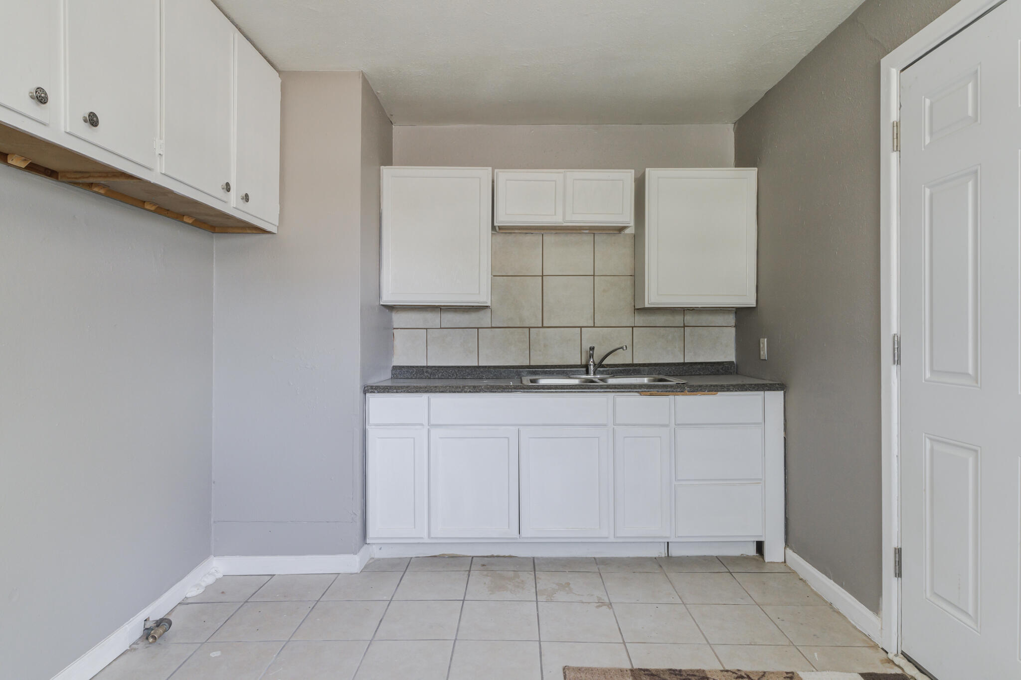 Lubbock, Texas 79403, United States, 3 Bedrooms Bedrooms, ,1 BathroomBathrooms,Residential,Active,9828