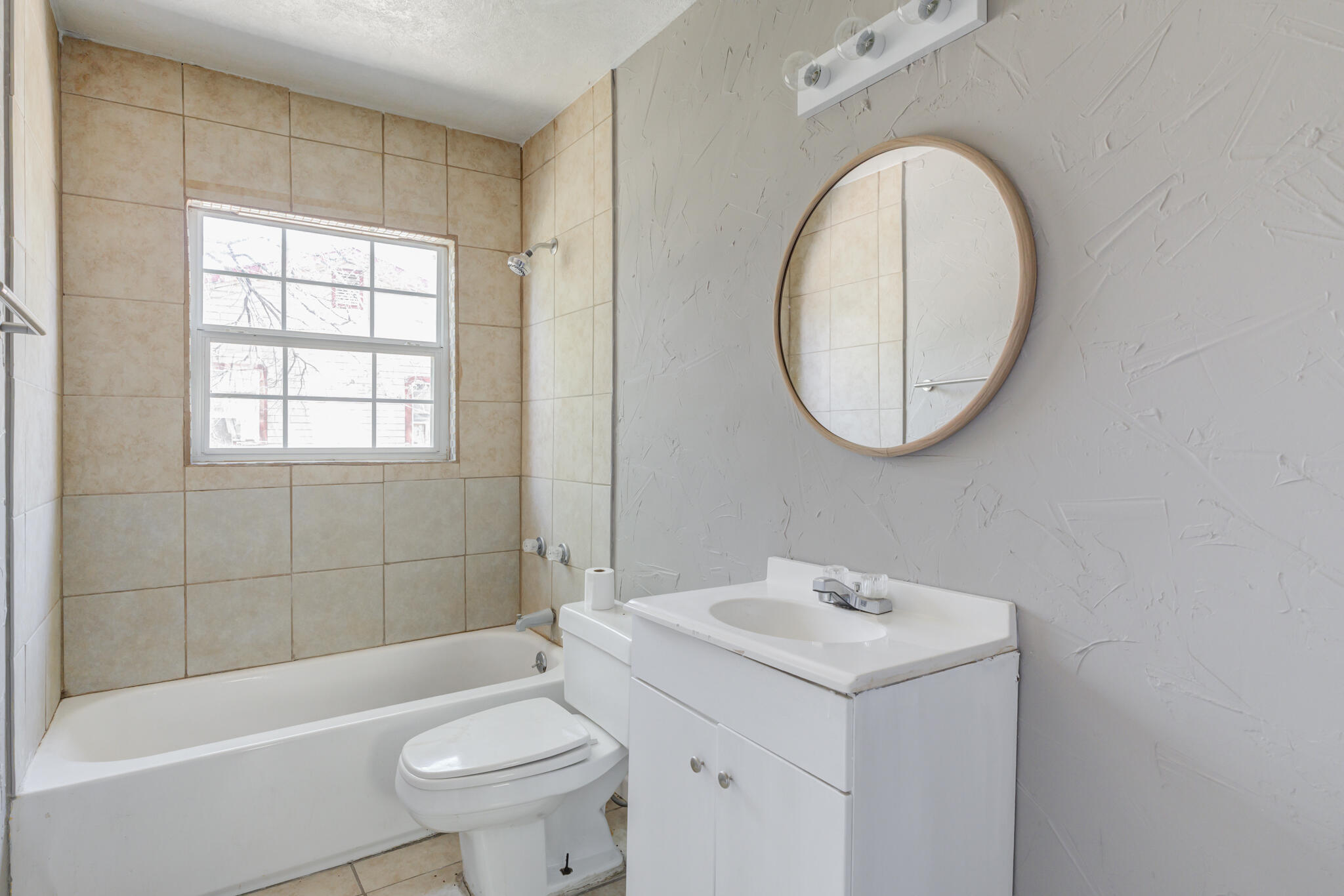 Lubbock, Texas 79403, United States, 3 Bedrooms Bedrooms, ,1 BathroomBathrooms,Residential,Active,9828