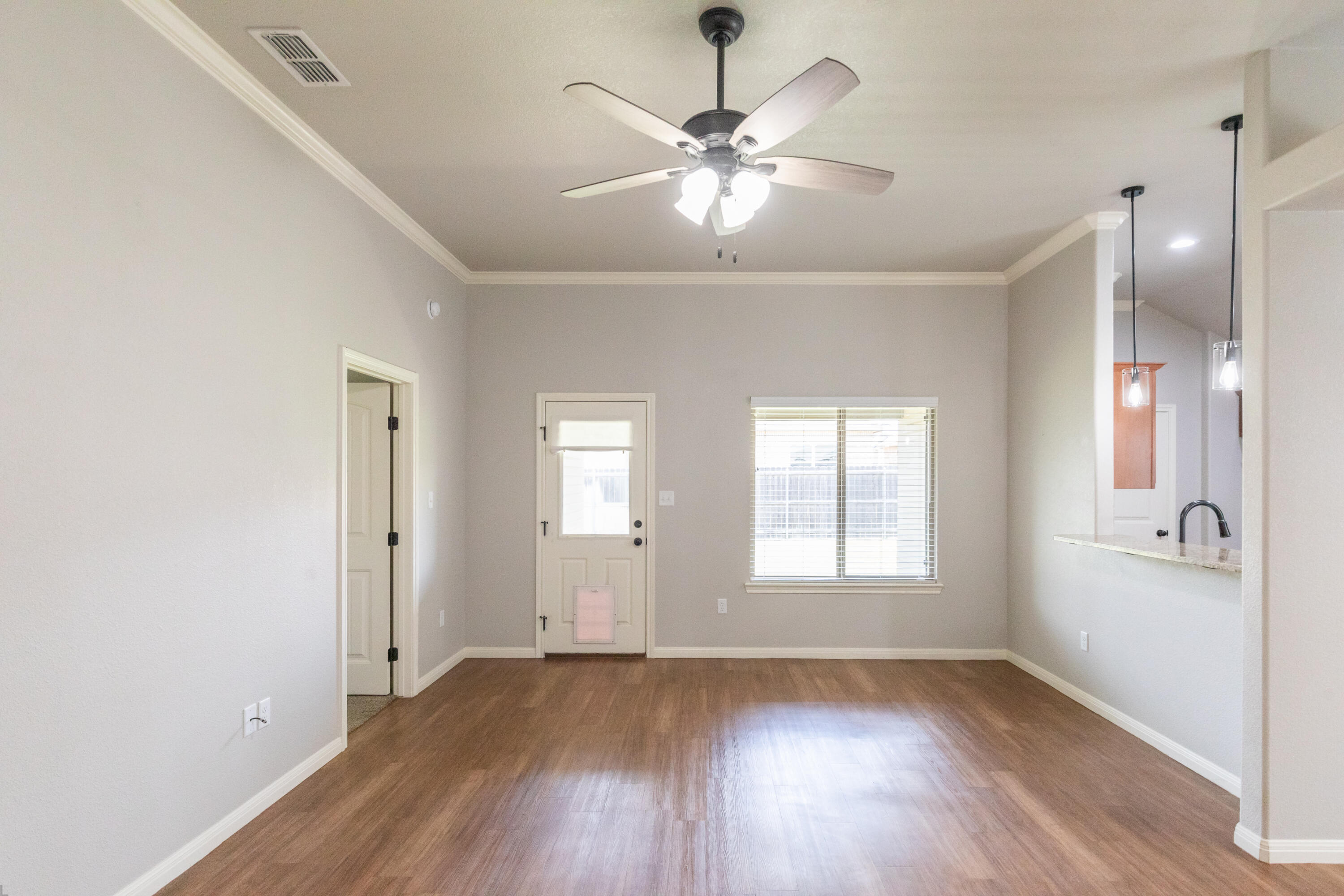 7025 Jennings Drive - Photo 4