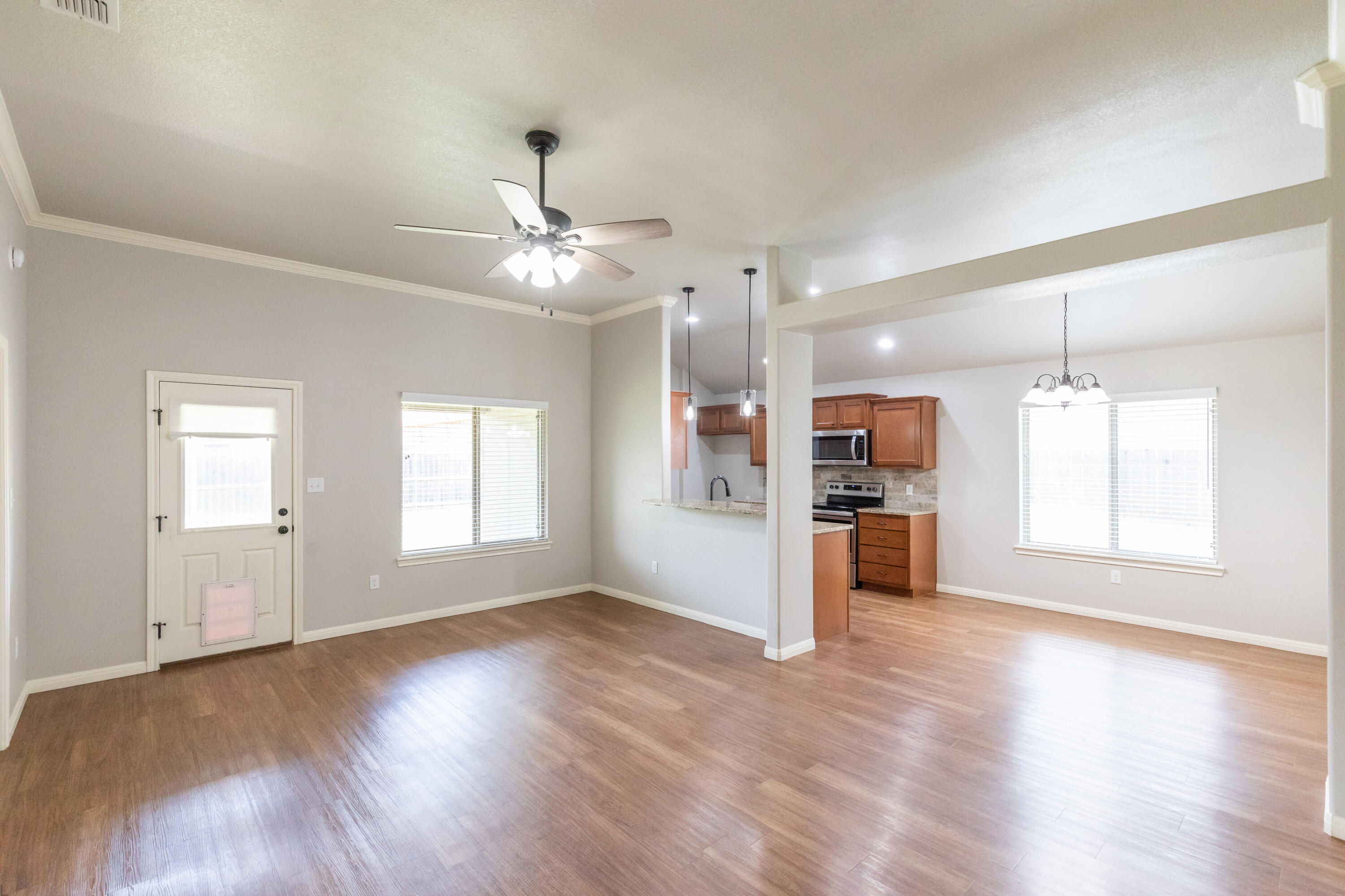 7025 Jennings Drive - Photo 3