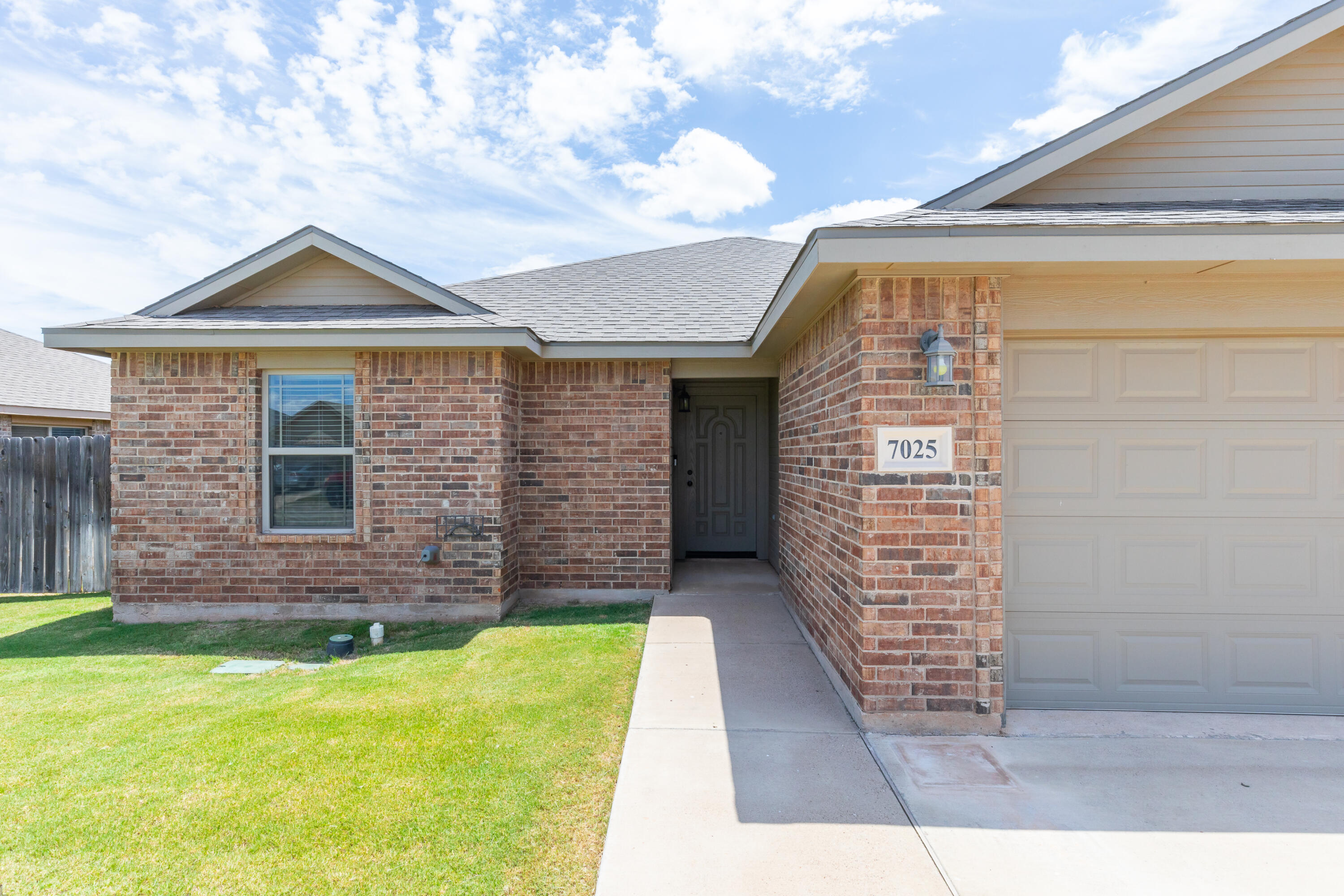 7025 Jennings Drive - Photo 2
