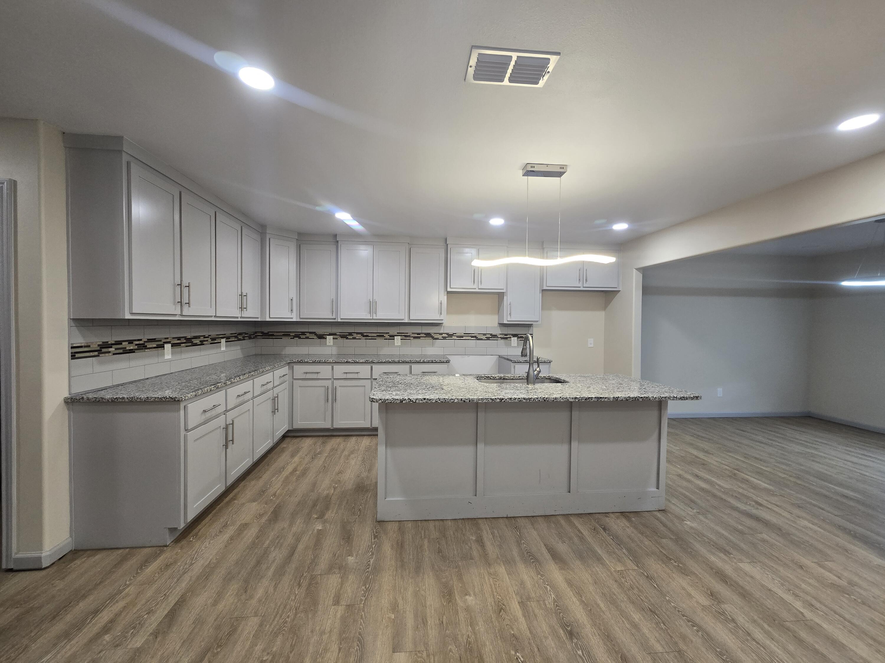 2106 88th Street - Photo 4