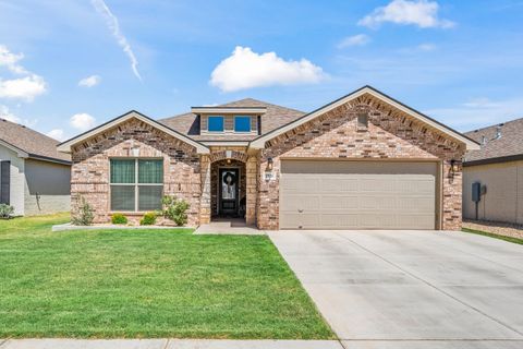 Photo of 2926 Abbeville Avenue, Wolfforth, TX 79382 (MLS # 202606799)