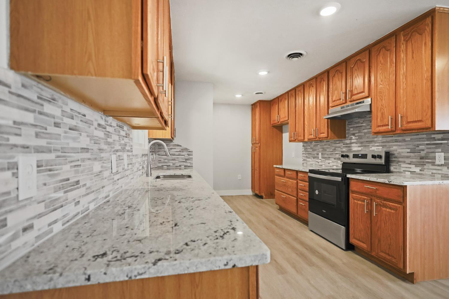 Lubbock, Texas 79414, United States, 4 Bedrooms Bedrooms, ,2 BathroomsBathrooms,Residential,Active,25023