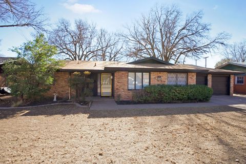 Photo of 3827 52nd Street, Lubbock, TX 79413 (MLS # 202603432)