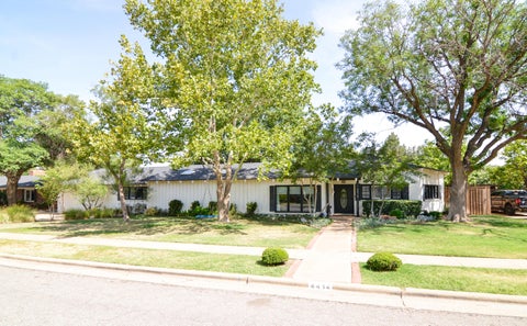 Photo of 4414 10th Street, Lubbock, TX 79416 (MLS # 202610616)