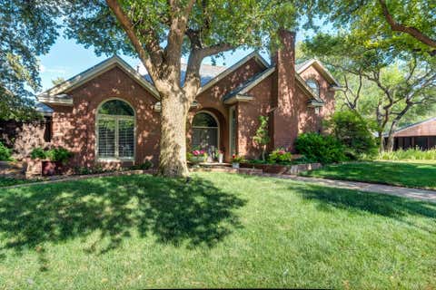 Photo of 8707 Savannah Avenue, Lubbock, TX 79424 (MLS # 202611287)