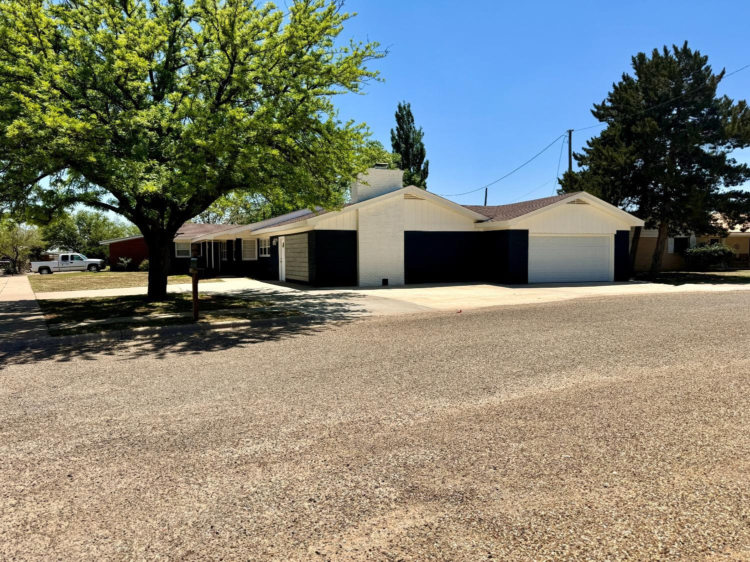 303 N Soland Avenue