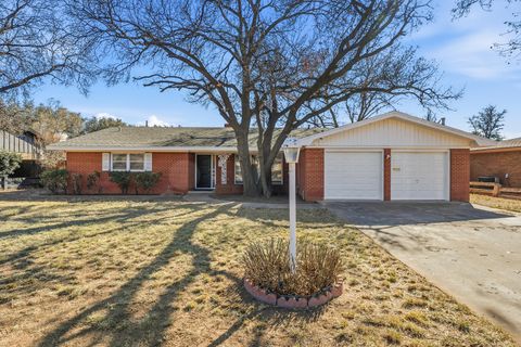 Photo of 3405 46th Street, Lubbock, TX 79413 (MLS # 202603000)