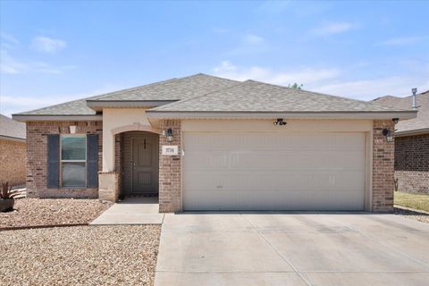 Photo of 3716 Oakridge Avenue, Lubbock, TX 79407 (MLS # 202606282)