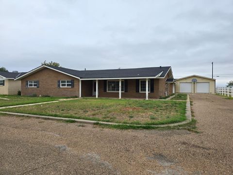 A home in Denver City