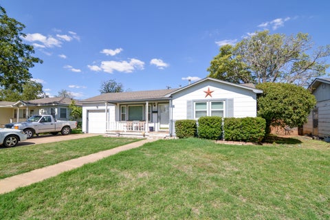Photo of 4814 42nd Street, Lubbock, TX 79414 (MLS # 202614020)