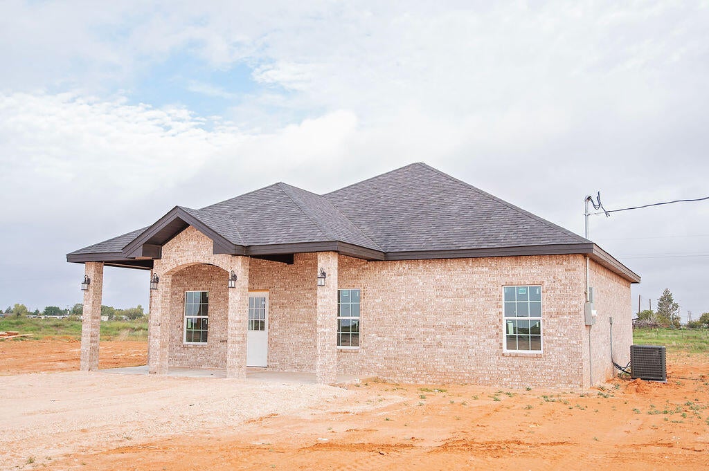 1250 Private Road 224-L
