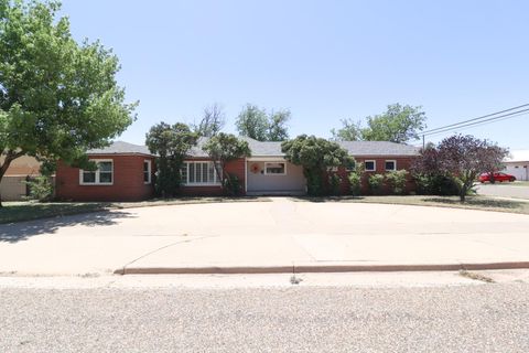 A home in Lamesa