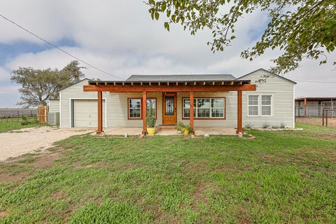 Photo of 5206 County Road 6100, Lubbock, TX 79415 (MLS # 202614756)