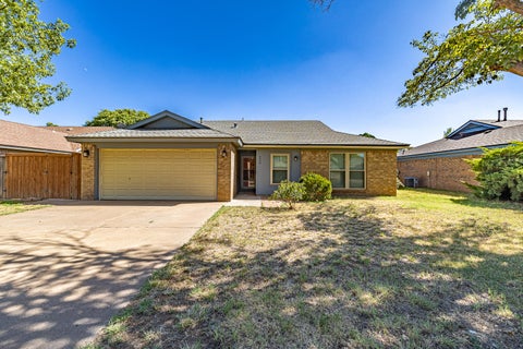 Photo of 5609 Duke Street, Lubbock, TX 79416 (MLS # 202611712)