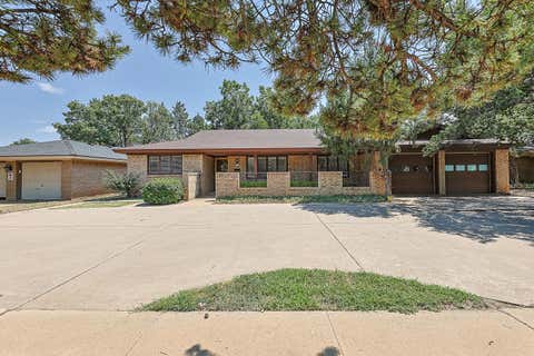 Photo of 4513 64th Street, Lubbock, TX 79414 (MLS # 202611053)