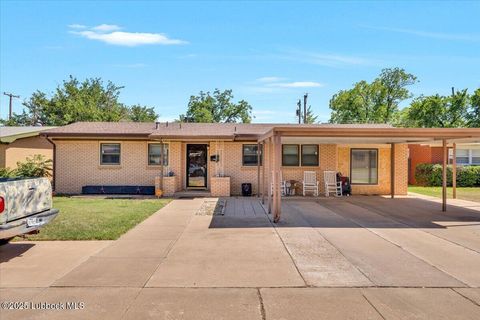 Photo of 4917 44th Street, Lubbock, TX 79414 (MLS # 202607095)