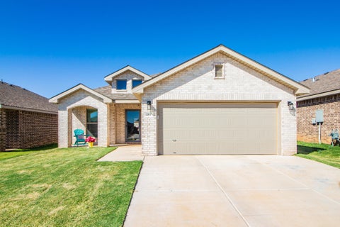 Photo of 3207 Cottonwood Avenue, Wolfforth, TX 79382 (MLS # 202614067)