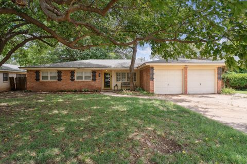 Photo of 6006 Oxford Avenue, Lubbock, TX 79413 (MLS # 202605657)